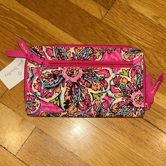 Vera Bradley Wallet - Picture 2 of 3